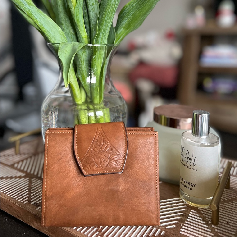 Vintage Rolf’s Cowhide American Classic Wallet with Kiss clasp coin holder